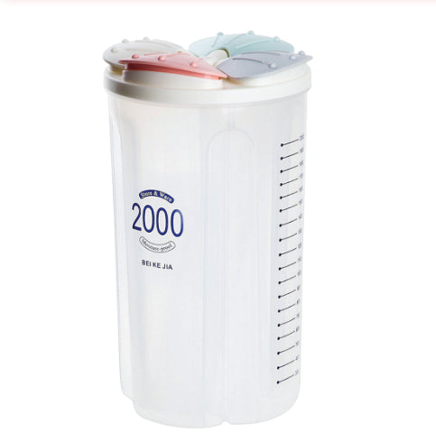 4-section transparent storage box with sealed lids for kitchen organization. 4-section transparent storage box with sealed lids for kitchen organization.